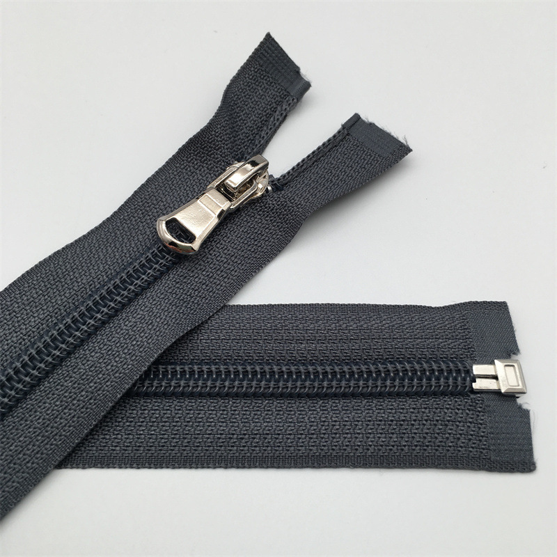 factory directly sells  open end no.5 nylon zipper  for garments 